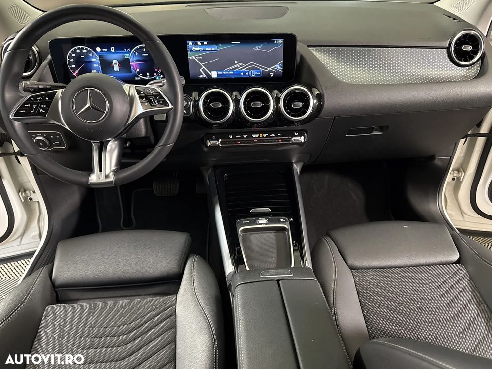 Mercedes-Benz GLA 200 d 4MATIC Aut. - 11