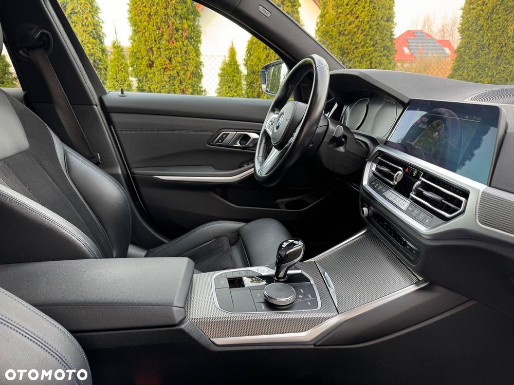 BMW Seria 3 318d M Sport - 20