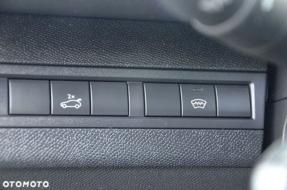 Peugeot 3008 BlueHDi 150 Stop & Start Style - 31