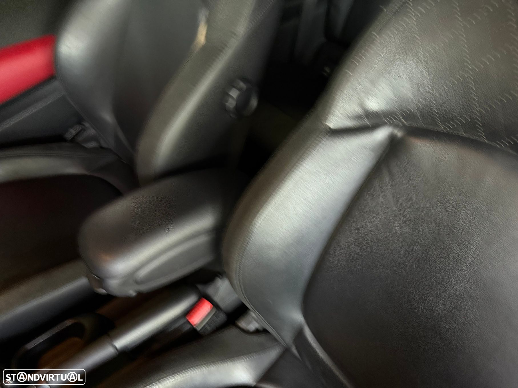 MINI 3 Portas John Cooper Works Auto Desportiva - 28