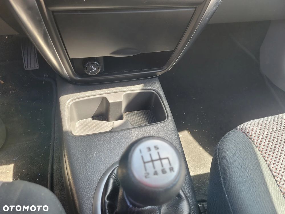 Suzuki SX4 1.9 DDiS DPF 4x4 Comfort - 12