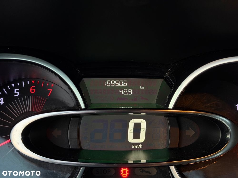 Renault Clio - 12