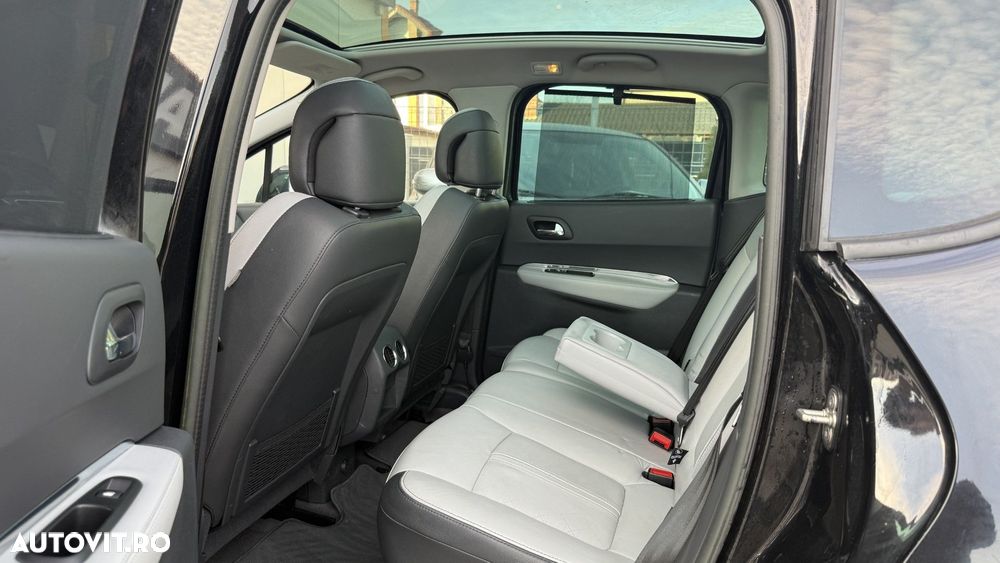 Peugeot 3008 HDi FAP 150 Roland Garros - 9