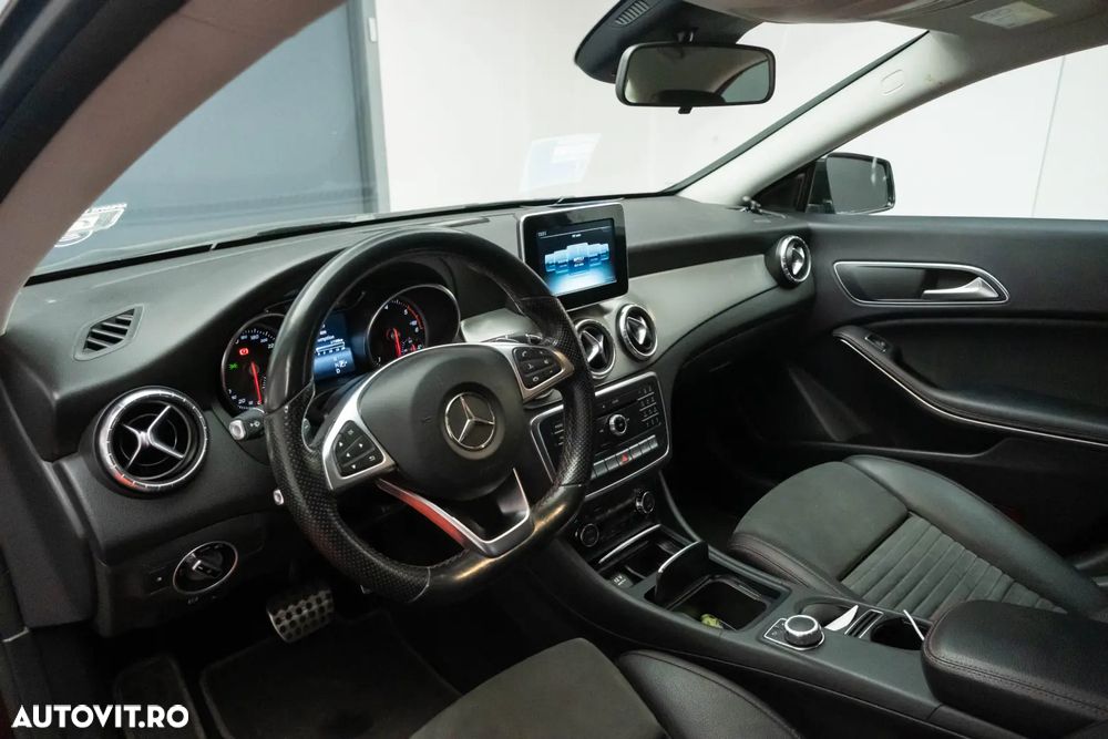 Mercedes-Benz CLA 200 - 10