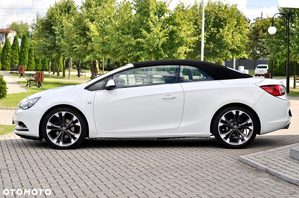 Opel Cascada 2.0 CDTI Cosmo S&S - 12