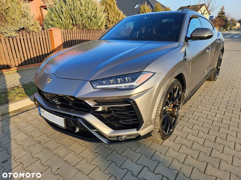 Lamborghini Urus Standard - 8