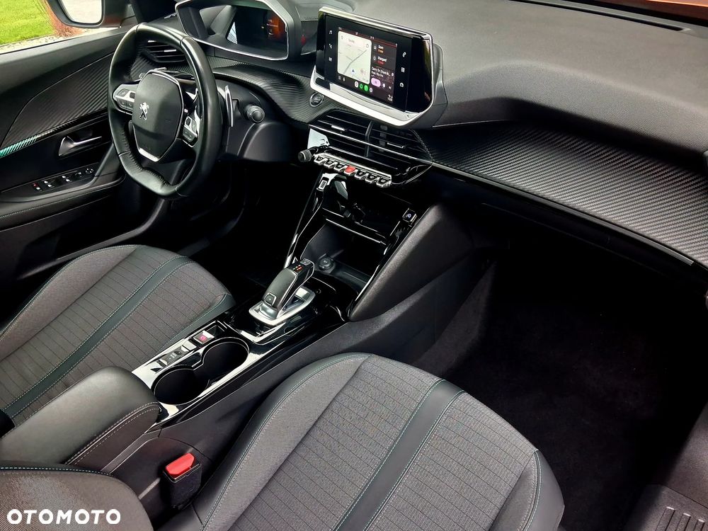 Peugeot 2008 1.5 BlueHDi Allure S&S EAT8 - 15