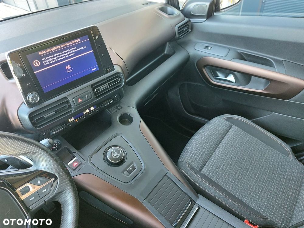 Peugeot Rifter - 13
