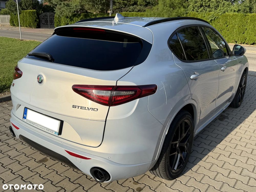 Alfa Romeo Stelvio 2.0 Turbo Veloce Q4 - 15
