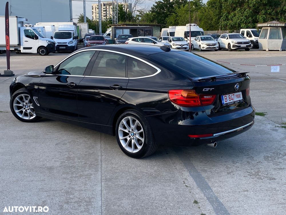 BMW Seria 3 320d Aut. Luxury Line - 2