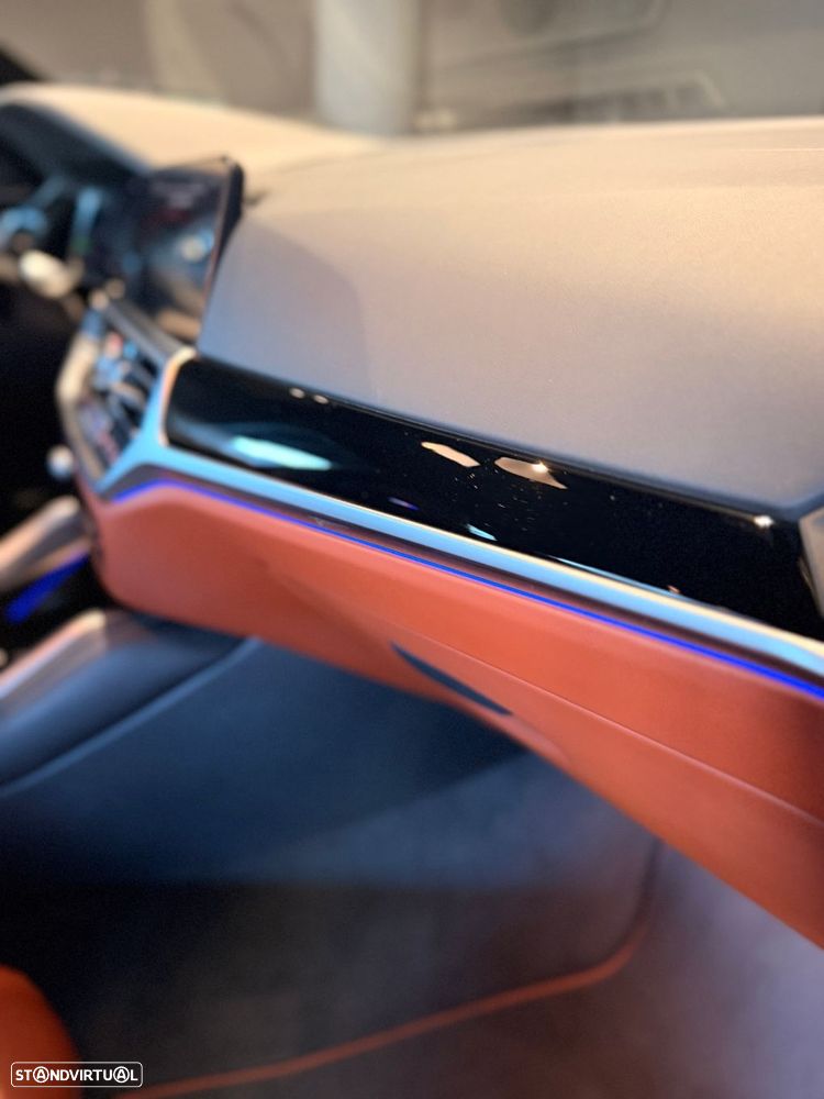 BMW M4 Competition xDrive - 46