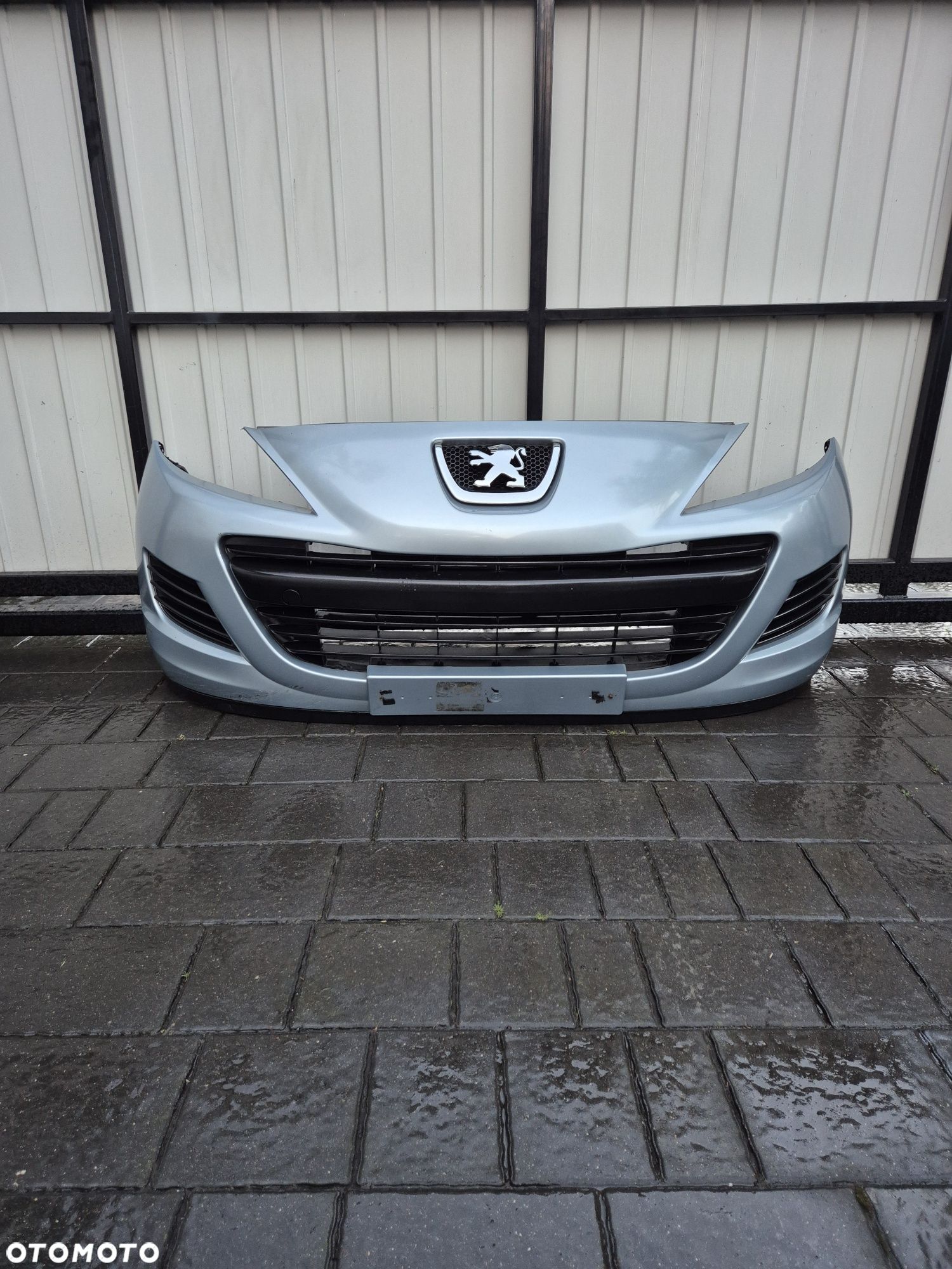 Zderzak przód przedni peugeot 207 lift kod lak KGZ rok 10 - 1