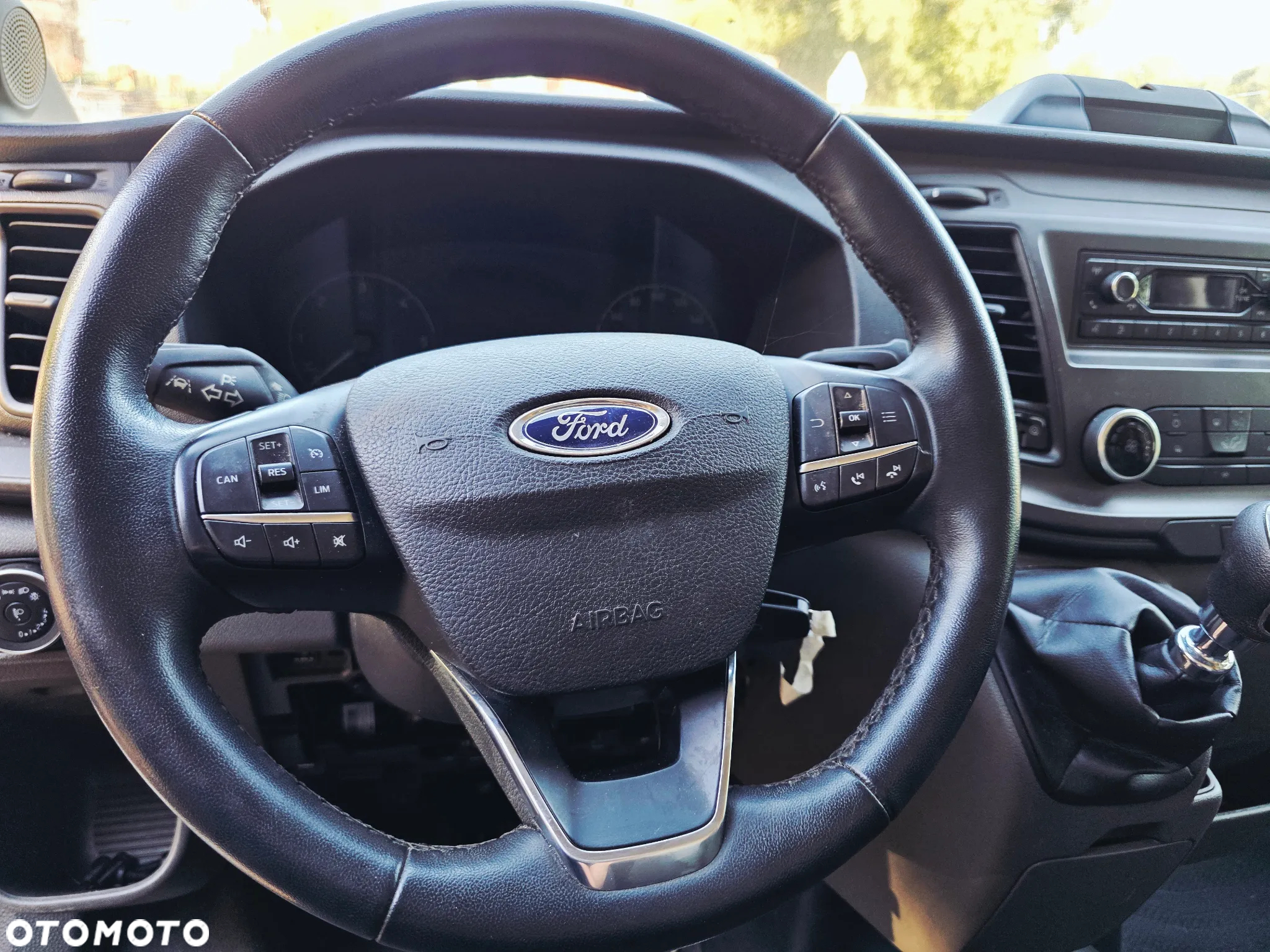 Ford Transit - 24