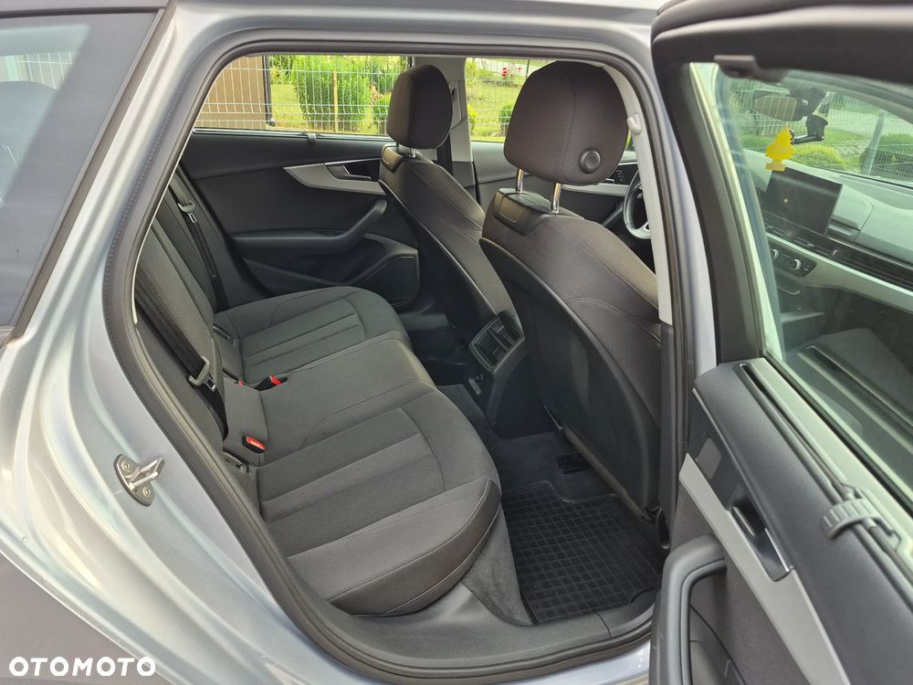 Audi A4 Avant 35 TDI S tronic - 12