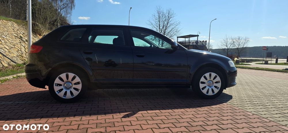 Audi A3 Sportback 1.6 Attraction - 6