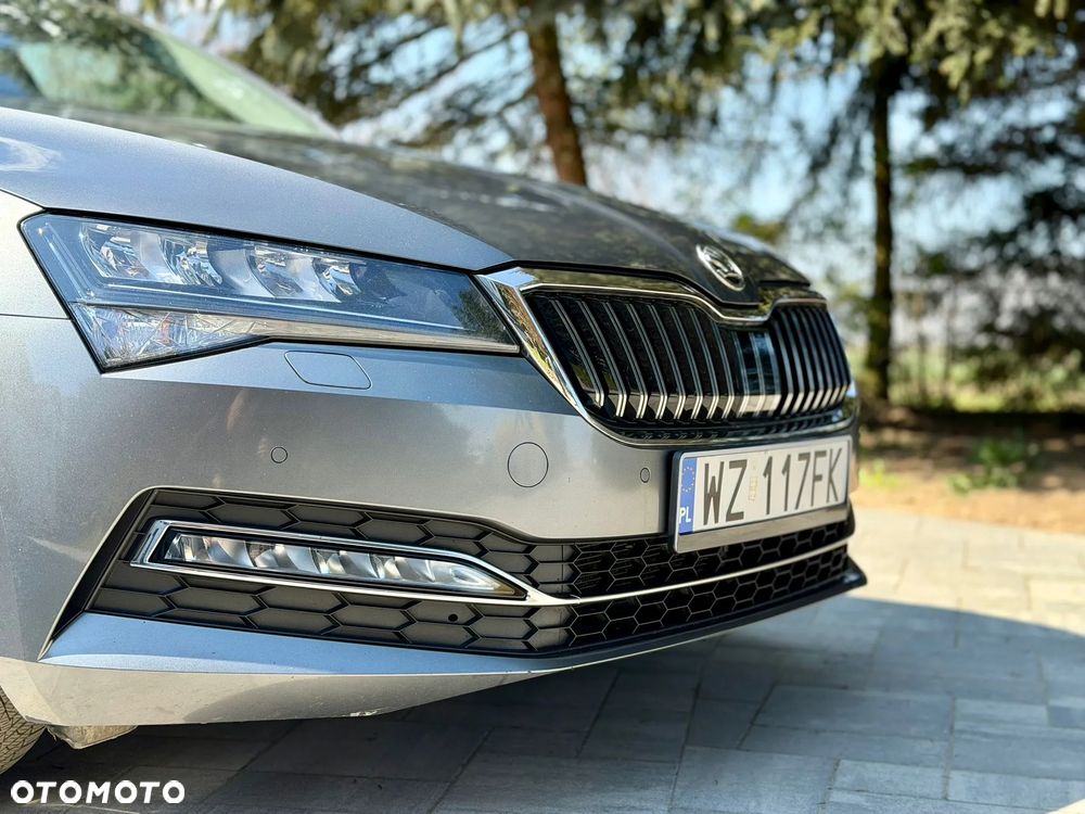 Skoda Superb 2.0 TDI SCR Style DSG - 19