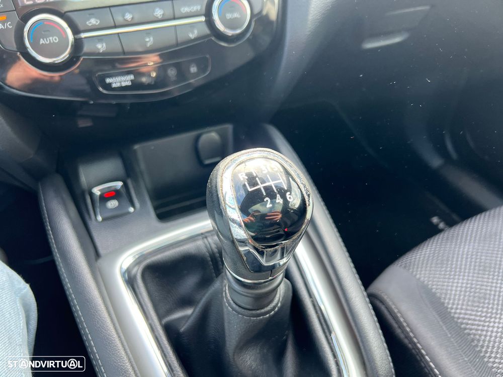 Nissan Qashqai 1.5 dCi Acenta Connect - 15