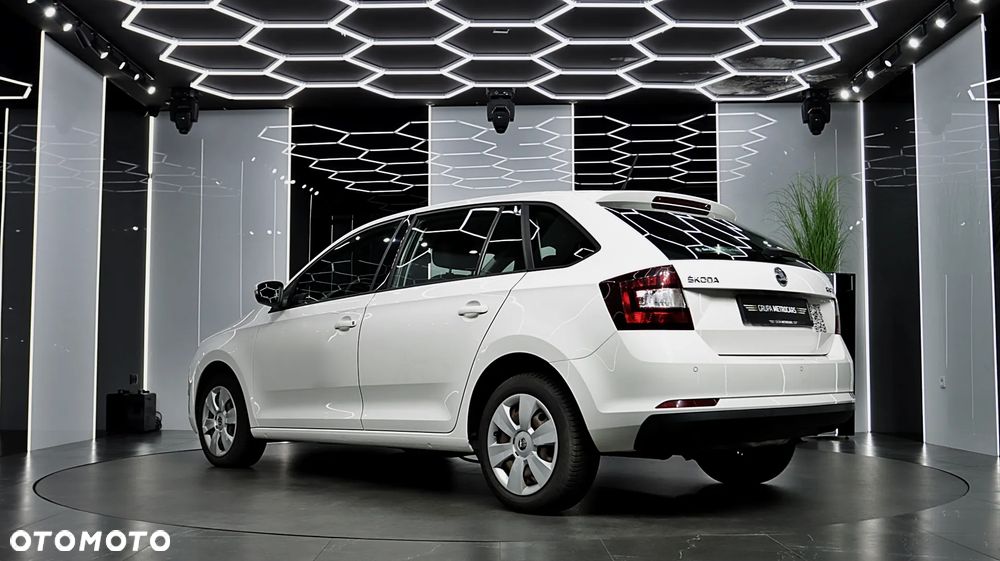 Skoda RAPID 1.0 TSI Active - 6