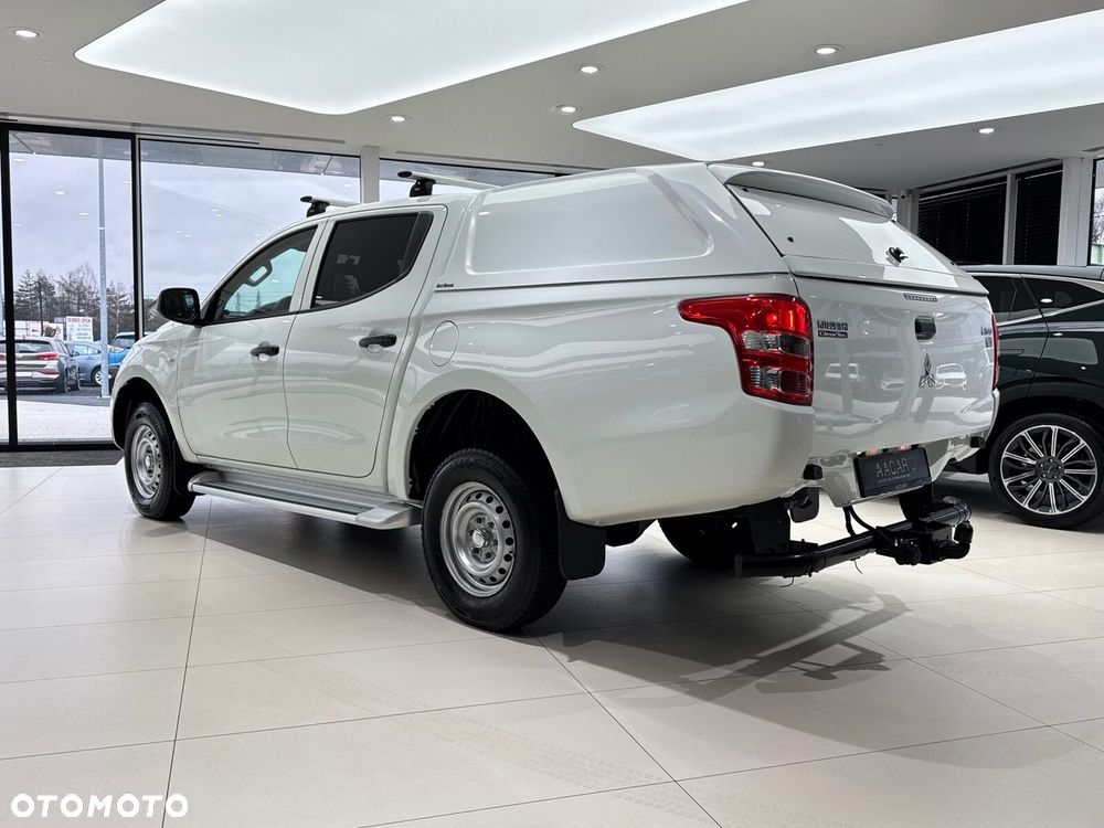 Mitsubishi L200 2.4 d DC Invite EU6 - 2