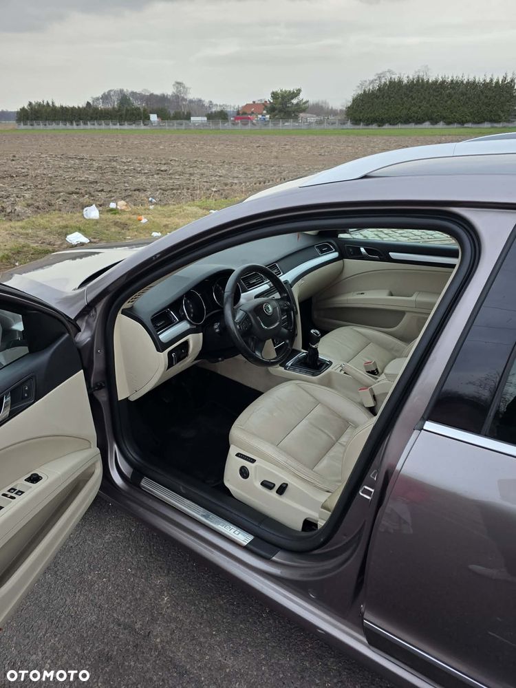 Skoda Superb 1.9 TDI Elegance - 5
