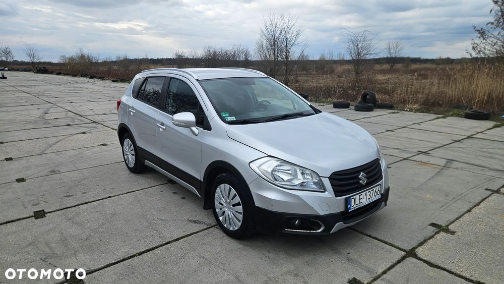 Suzuki SX4 S-Cross 1.6 DDiS Premium 4WD - 1