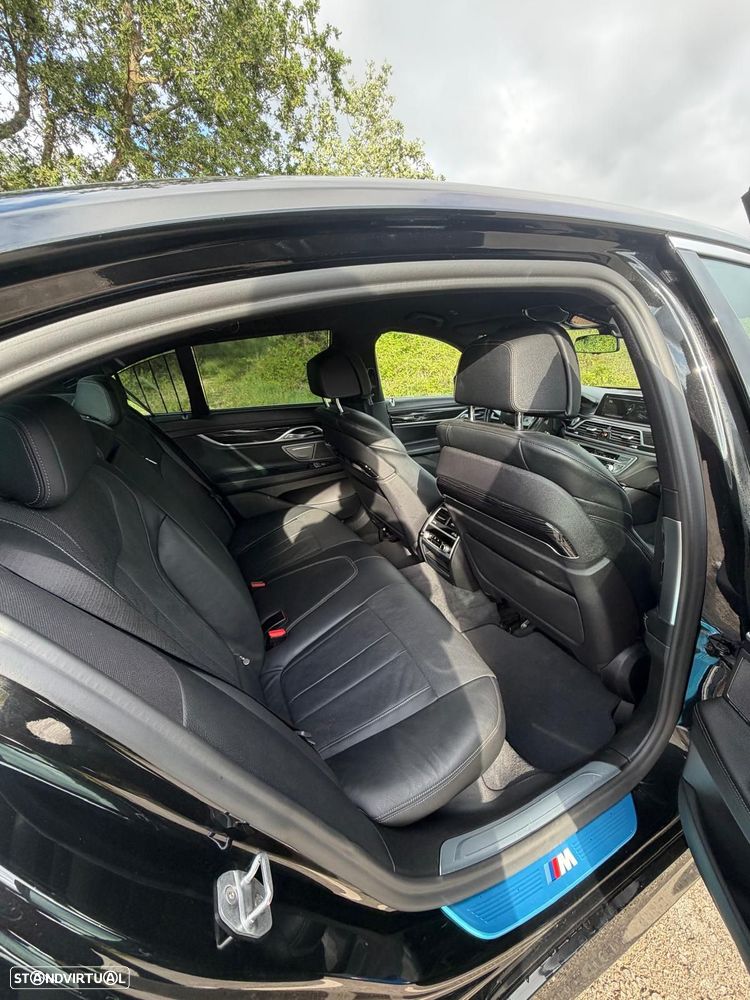 BMW 745 e iPerformance Pack M Auto - 12