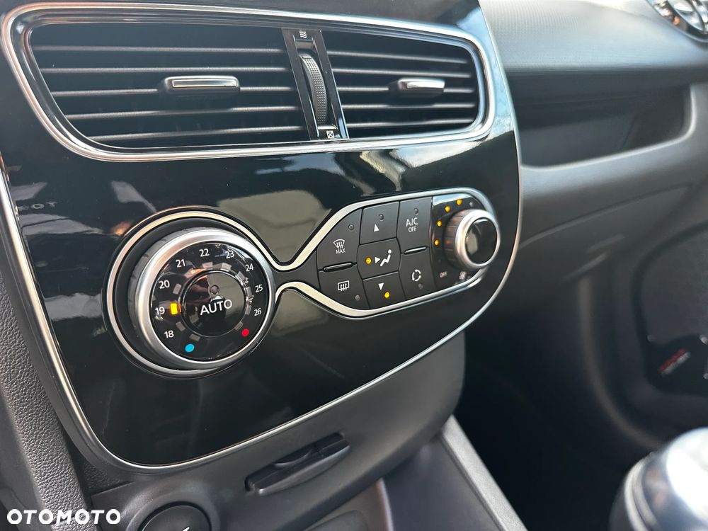 Renault Clio 0.9 Energy TCe Limited EU6 - 32