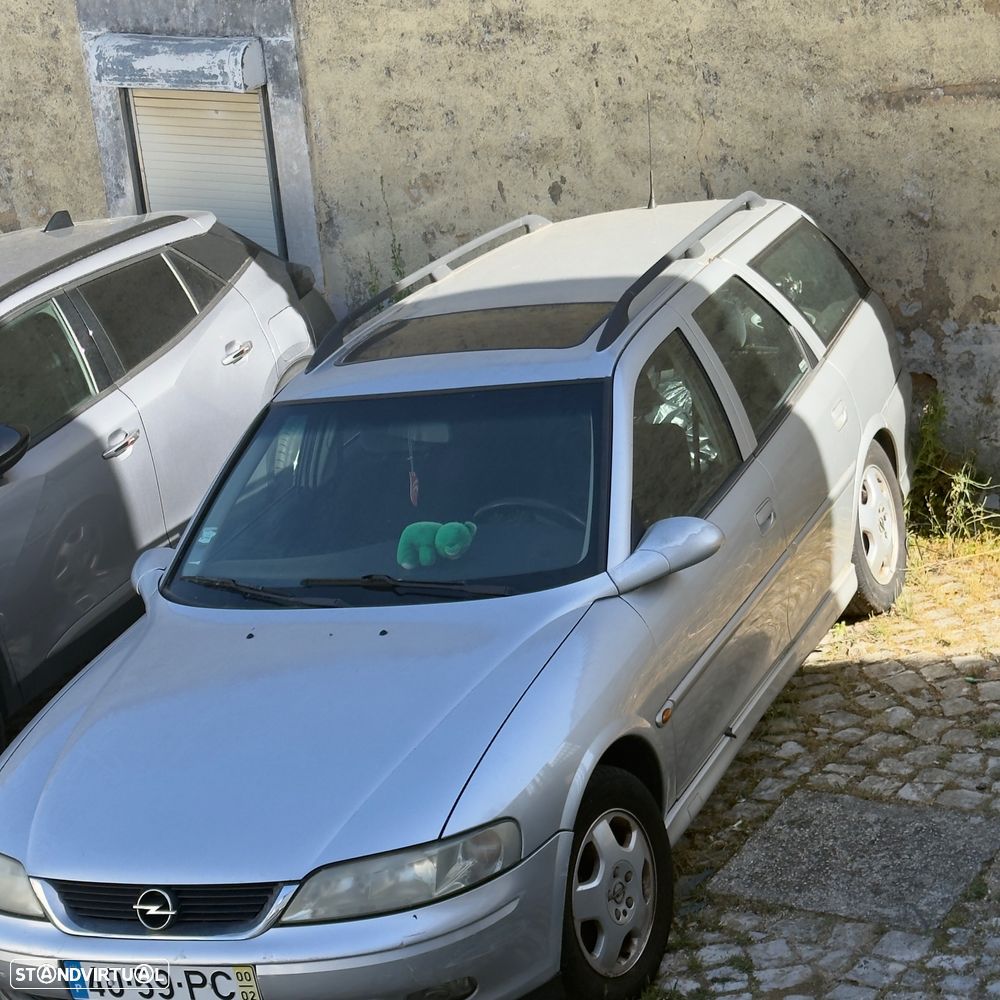 Opel Vectra Caravan 1.6i 16V CD - 1