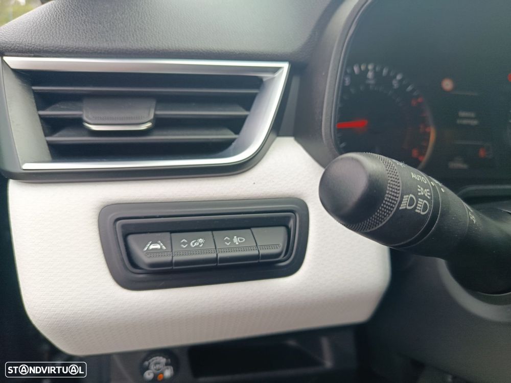 Renault Clio 1.0 TCe Evolution Bi-Fuel - 22