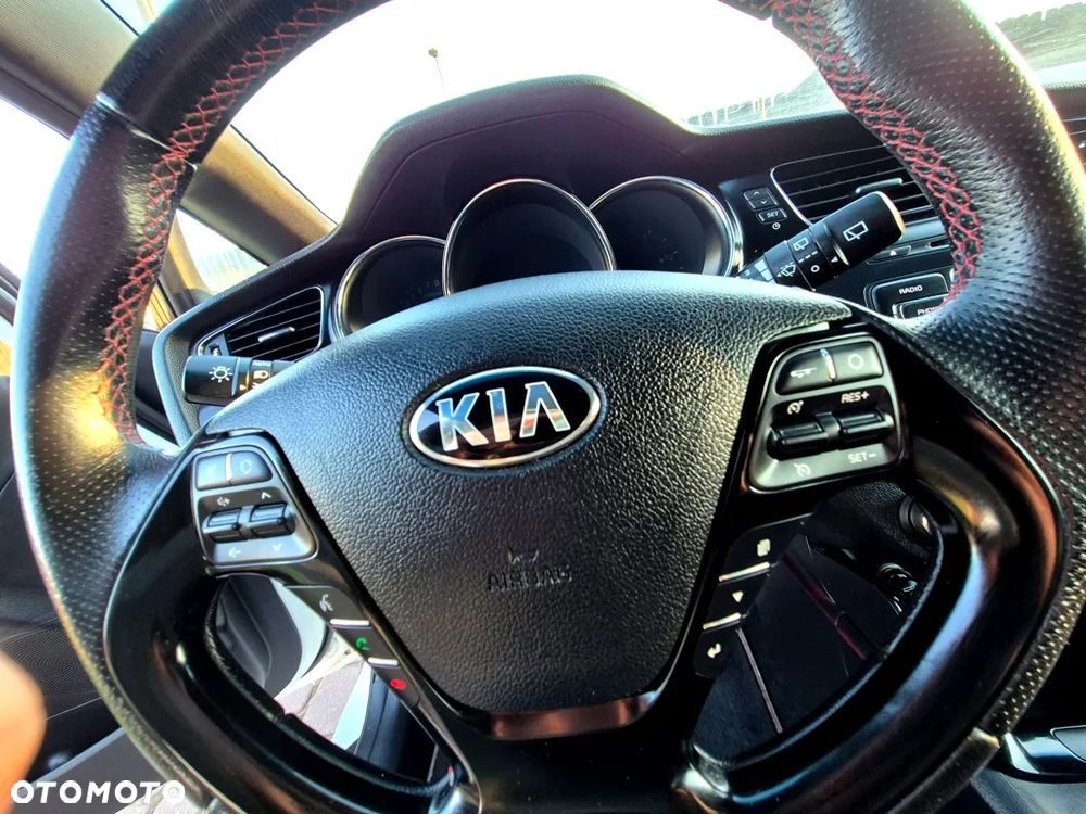 Kia ProCeed - 30