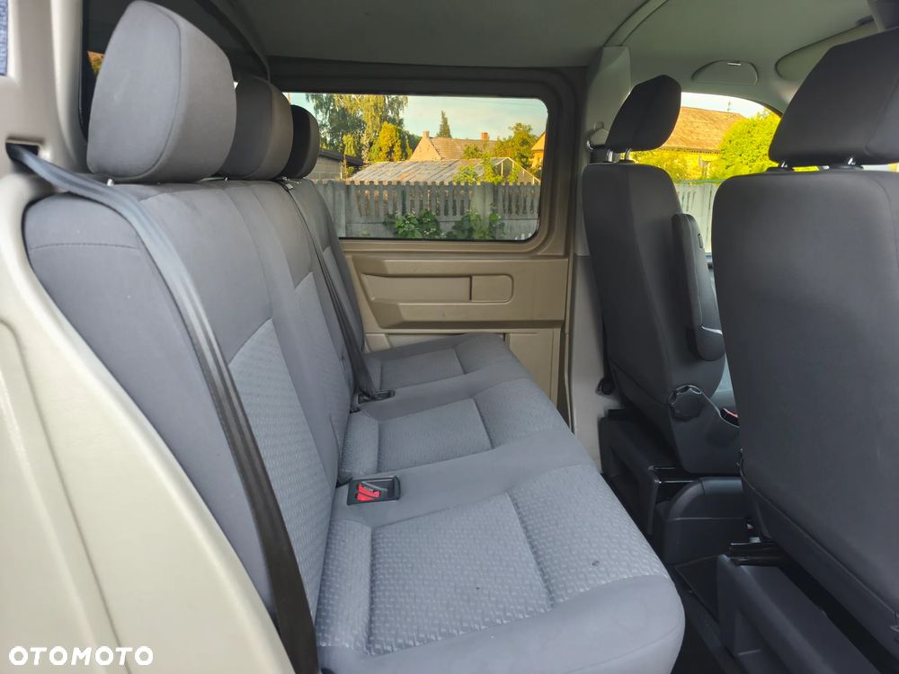 Volkswagen Transporter - 19