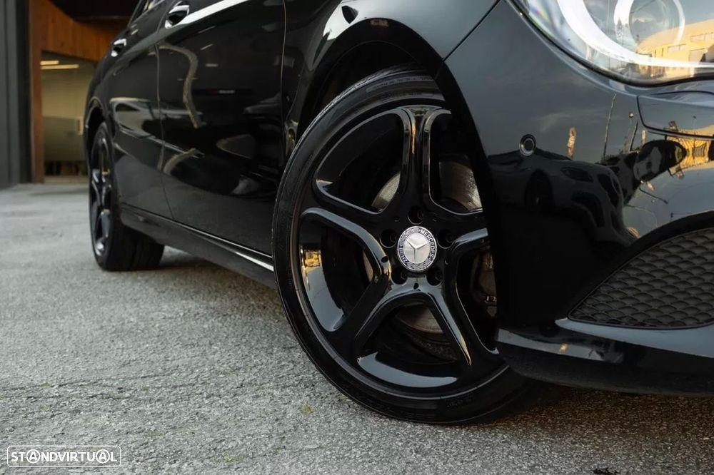 Mercedes-Benz CLA 200 - 8