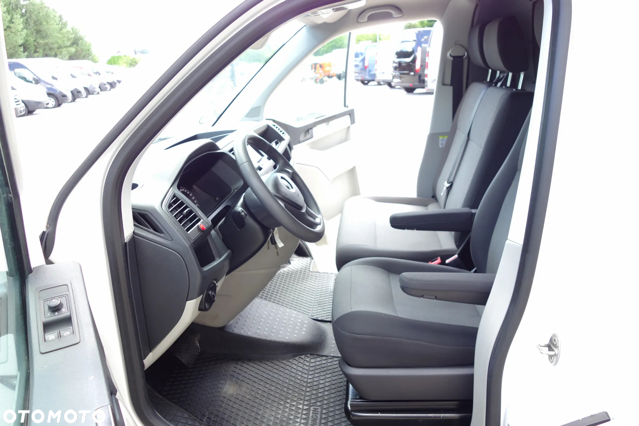 Volkswagen Transporter Gwarancja 12 mies. T6  Automat Long 2.0 TDI 150 KM Klima Webasto - 20