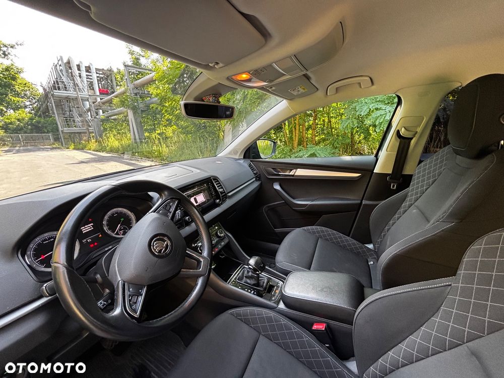Skoda Karoq 1.6 TDI SCR DSG Ambition - 28