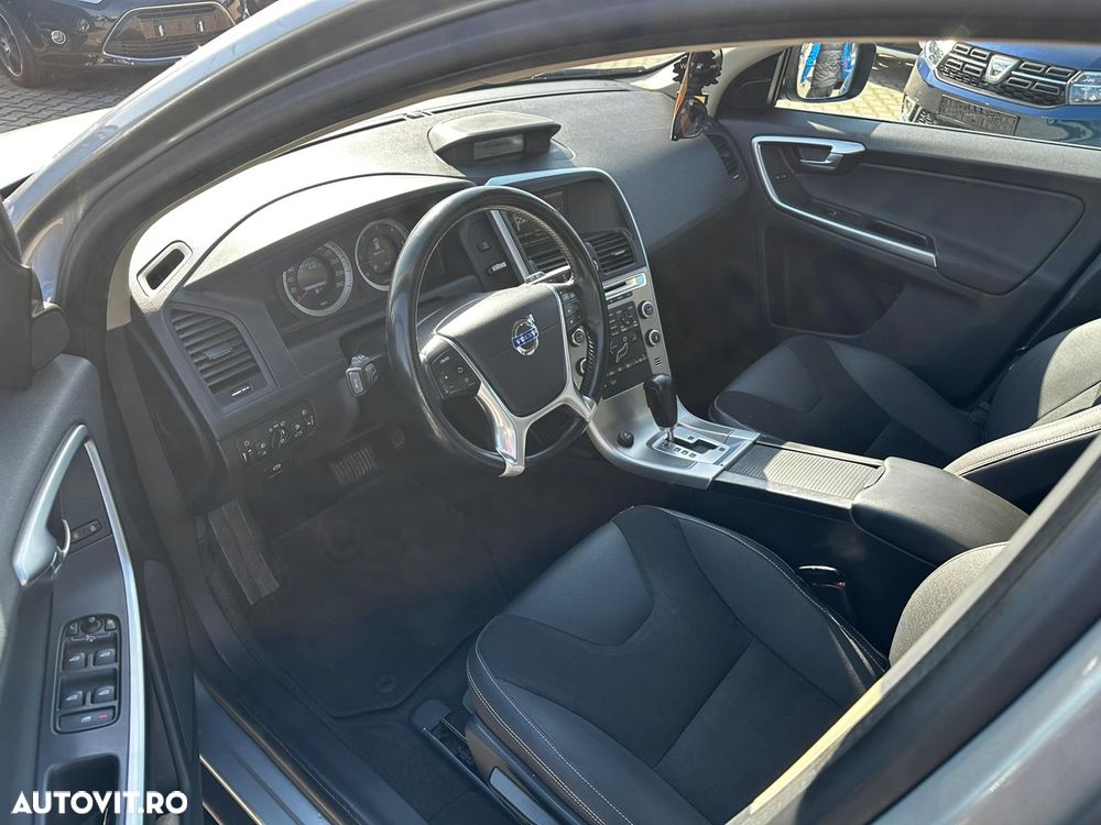 Volvo XC 60 D5 AWD Aut. Summum - 5