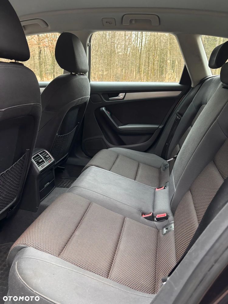 Audi A4 Allroad 2.0 TDI Quattro - 16