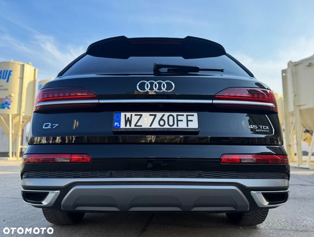 Audi Q7 - 6