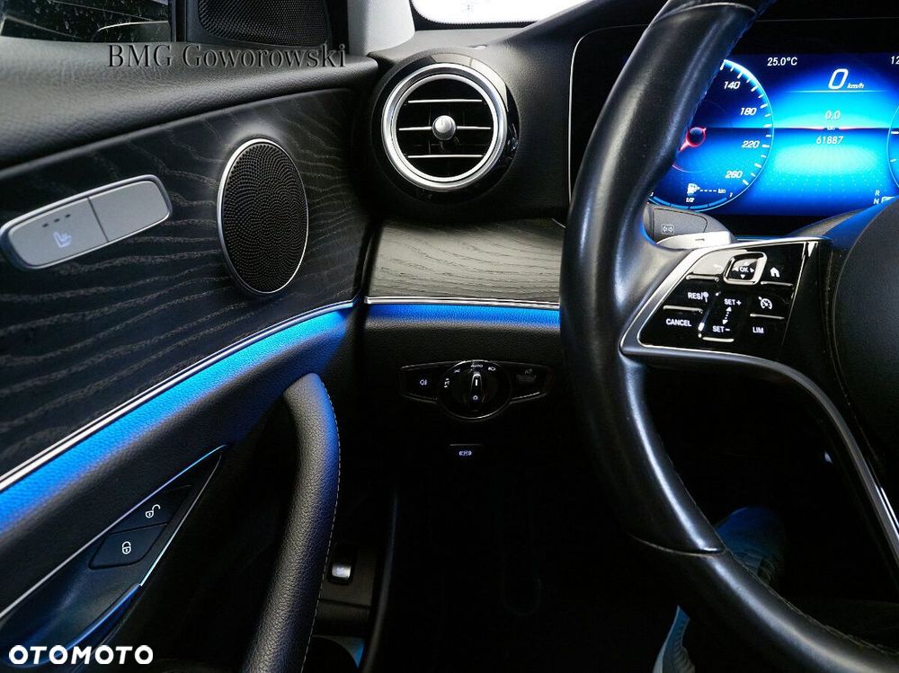 Mercedes-Benz Klasa E 220 d 4-Matic Avantgarde - 19