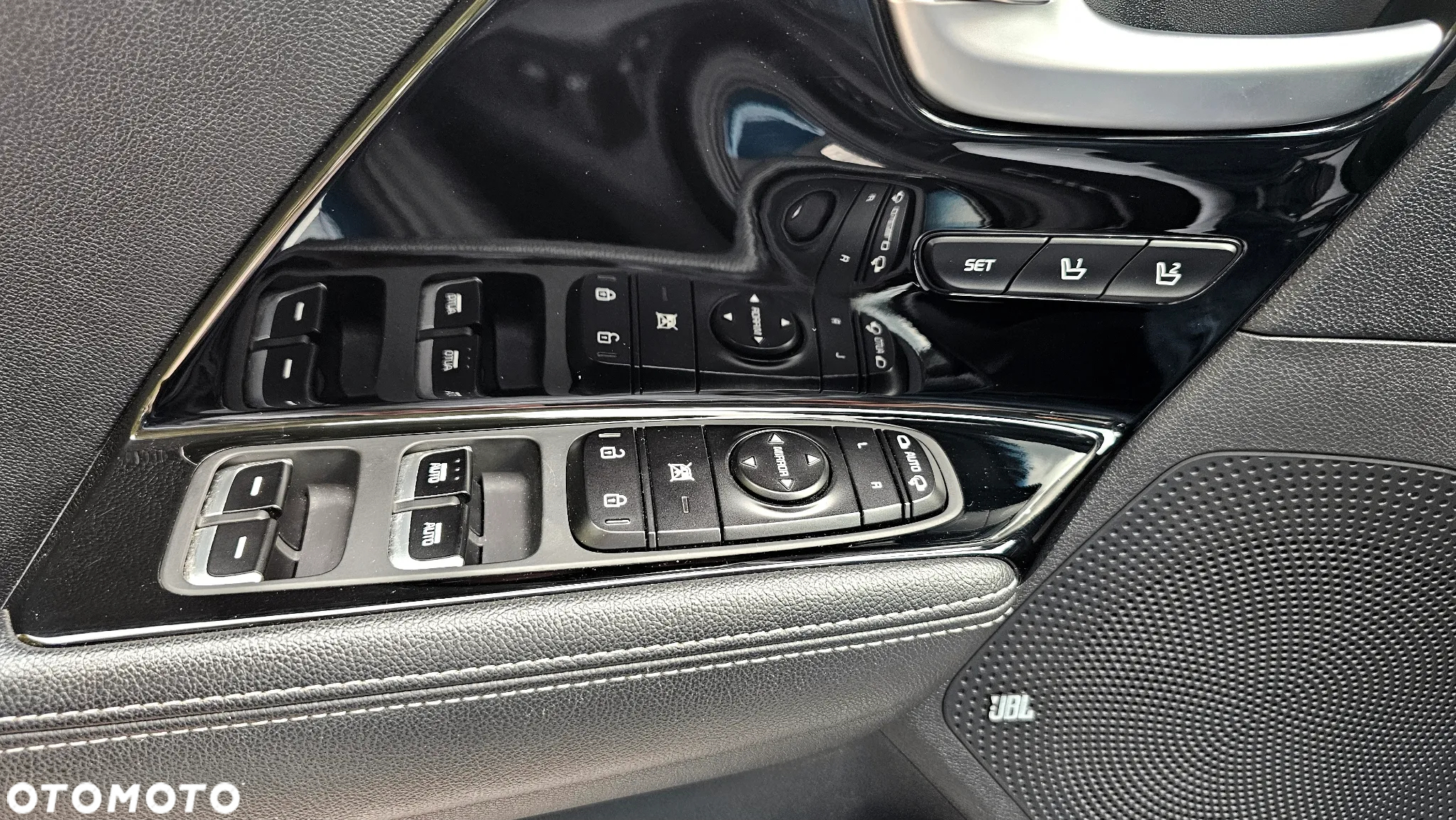 Kia Niro - 32