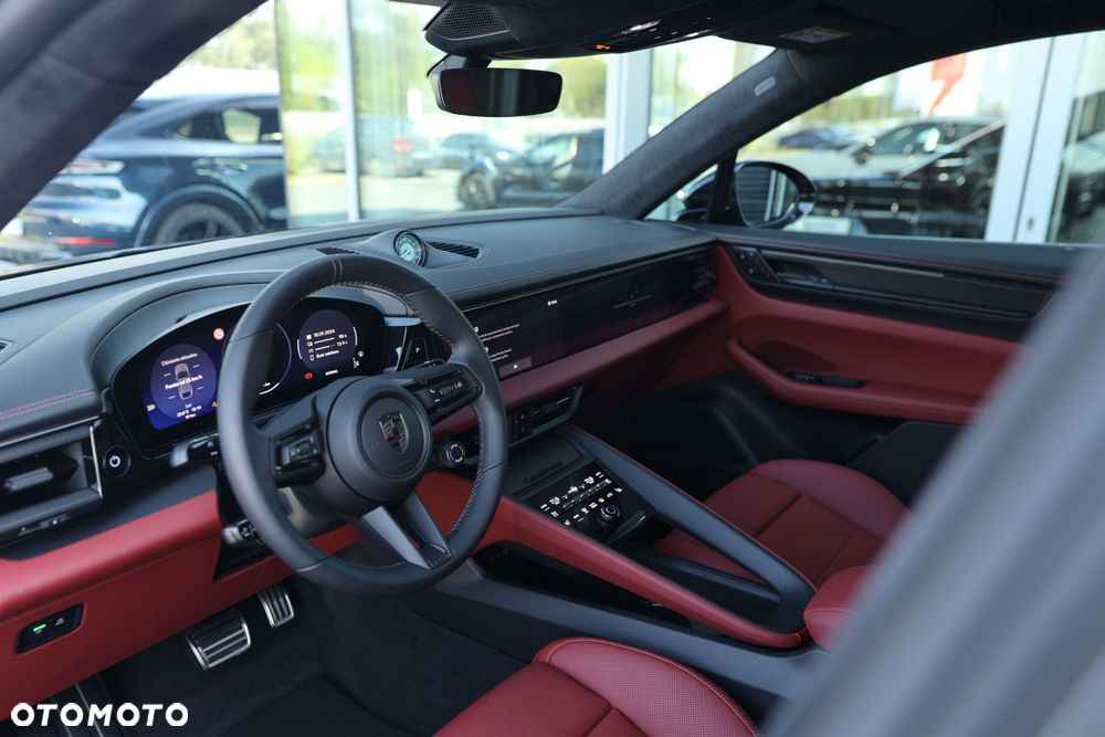 Porsche Macan - 12