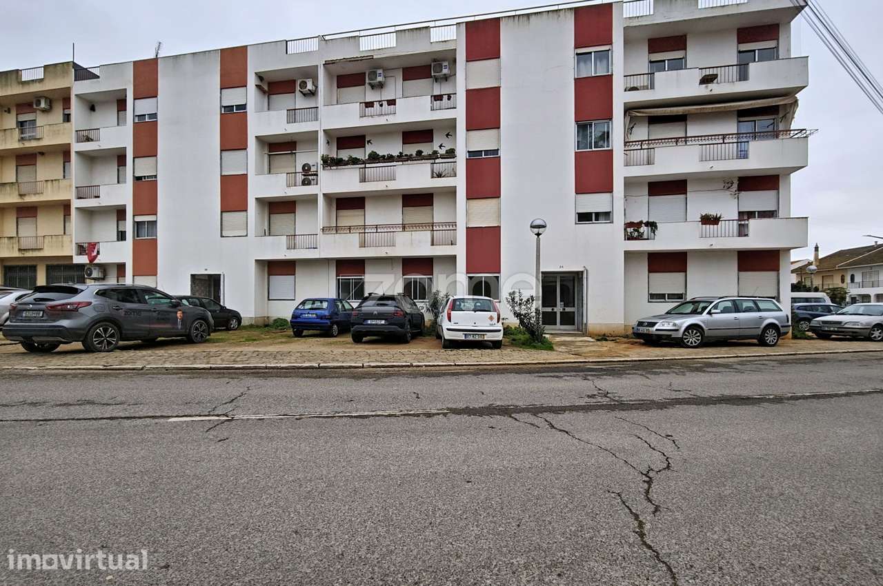 Apartamento T4 renovado, em Braciais, Patacão, Faro - Grande imagem: 3/47