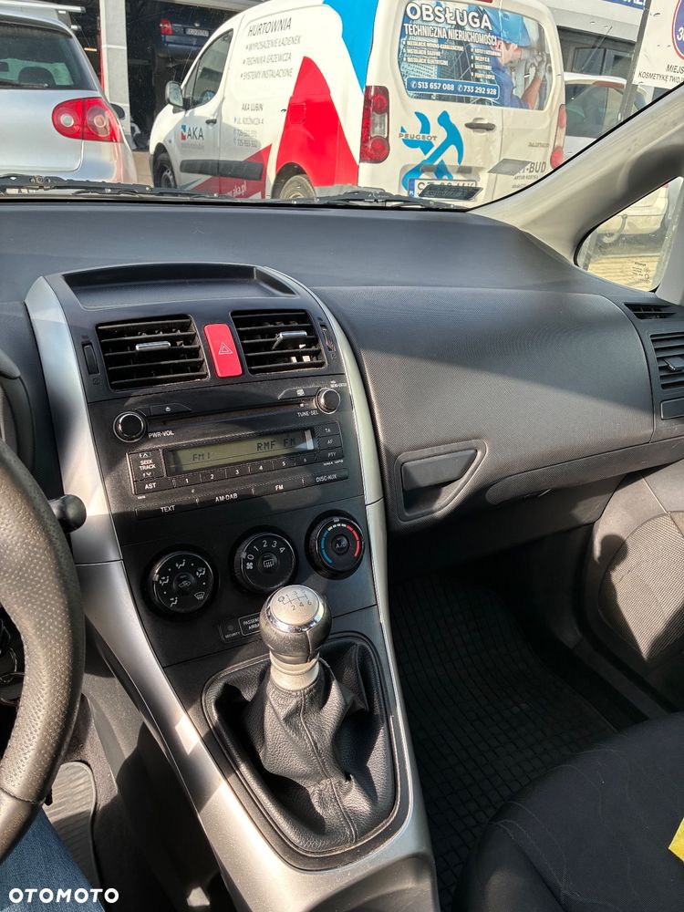 Toyota Auris - 6