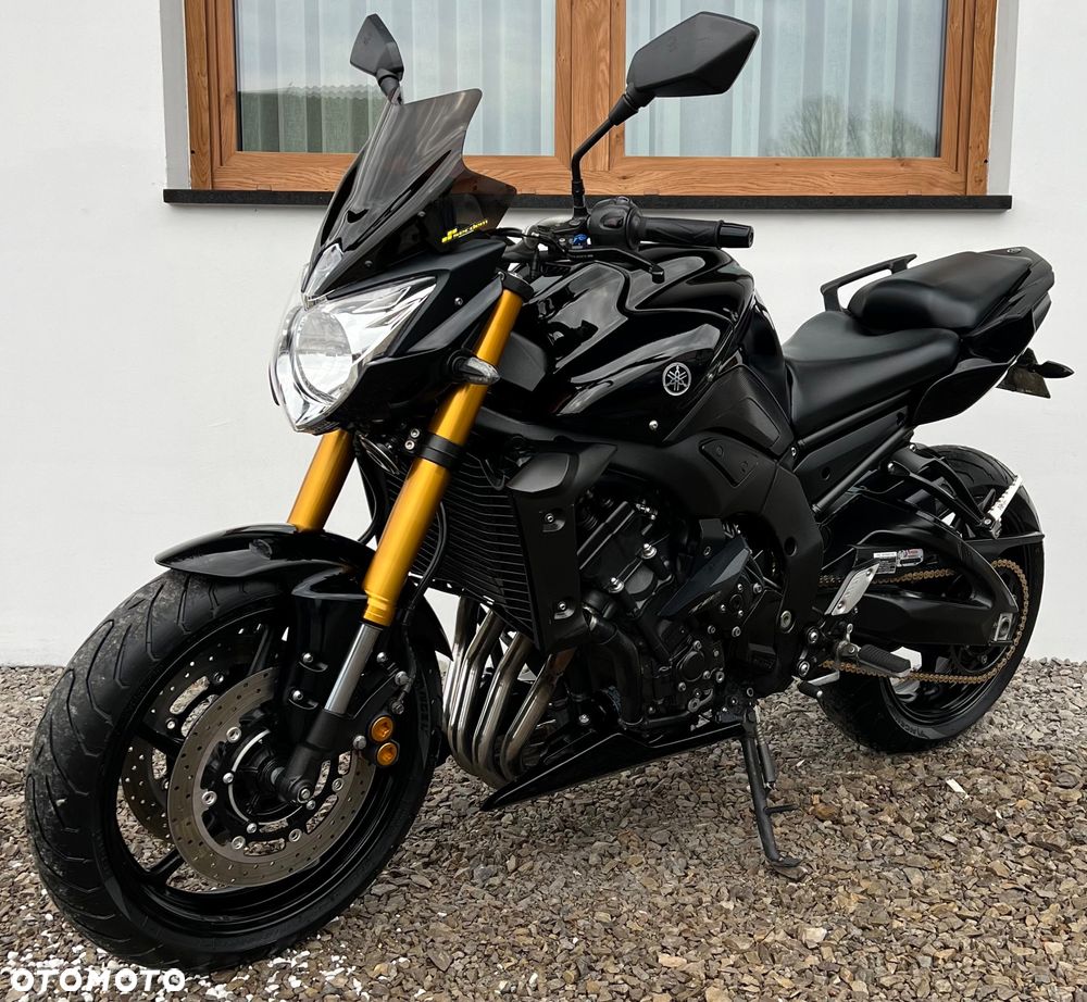 Yamaha FZ8 - 8