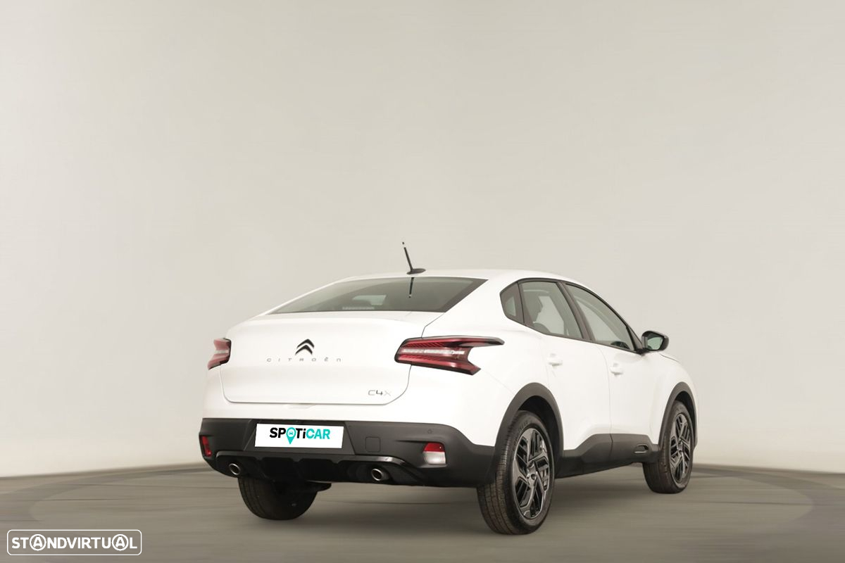 Citroën C4 X 1.2 PureTech Plus EAT8 - 4