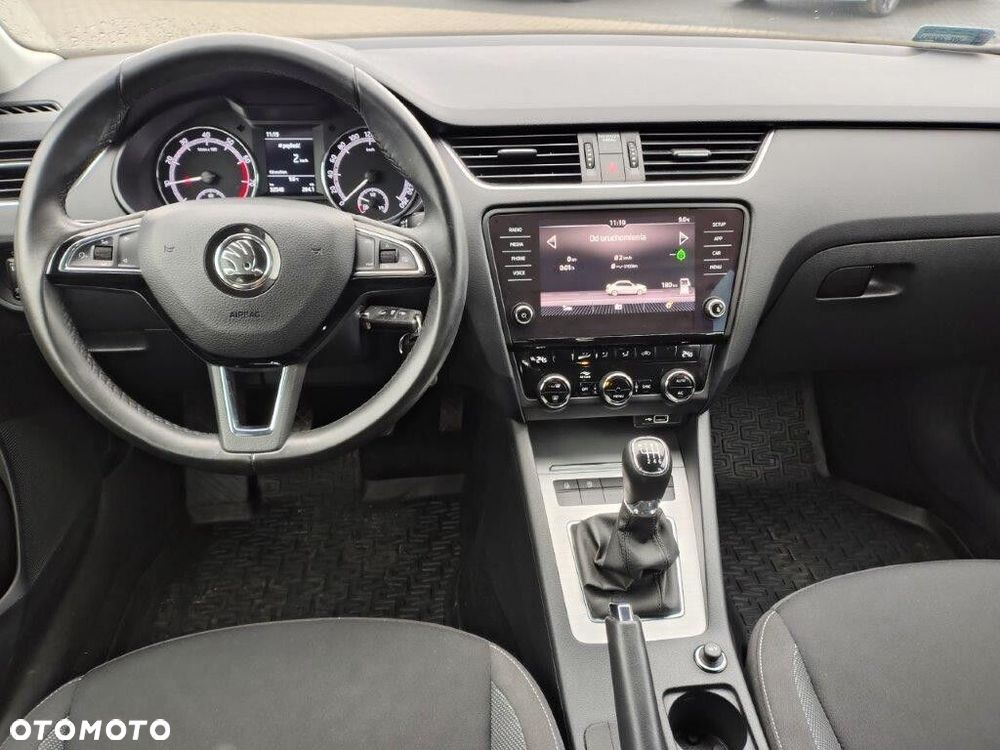 Skoda Octavia 1.5 TSI ACT Ambition - 9