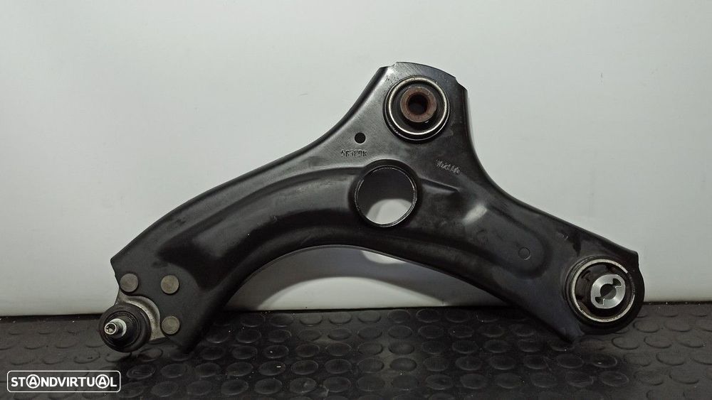 BRAÇO SUSPENSÃO INFERIOR FRENTE ESQUERDO RENAULT CLIO V ZEN - 12