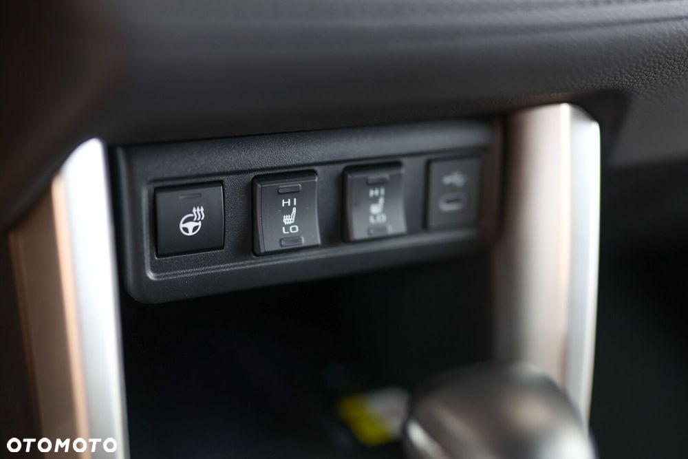 Toyota Corolla Cross 2.0 Hybrid Executive - 25
