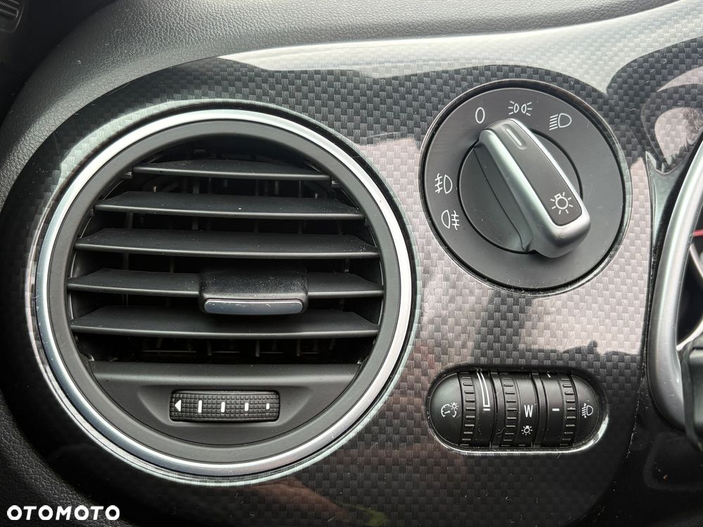 Volkswagen Beetle 1.4 TSI Blue Motion Technologie Design - 29