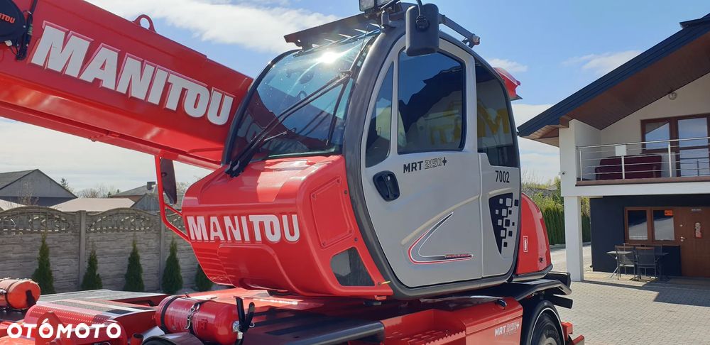 Manitou MRT 2150+/ kosz hydr /widły hydr/pilot /najbogatsza wersja wyposażenia - 24