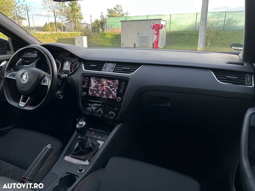 Skoda Octavia 2.0 TDI RS - 15
